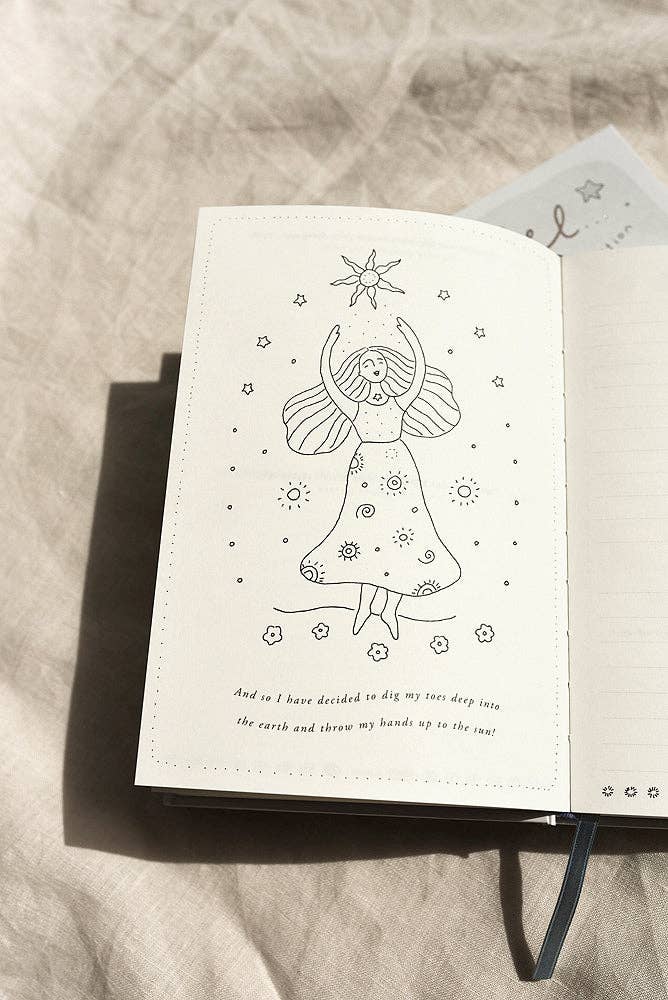 Sunshine Coast Florist | 'Unravel' A Self-Reflection Journal | Sugarplum Blooms