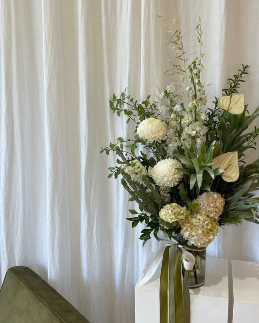 Sugarplum’s Daily Flowers in Vase | Sugarplum Blooms | Sunshine Coast Flowers