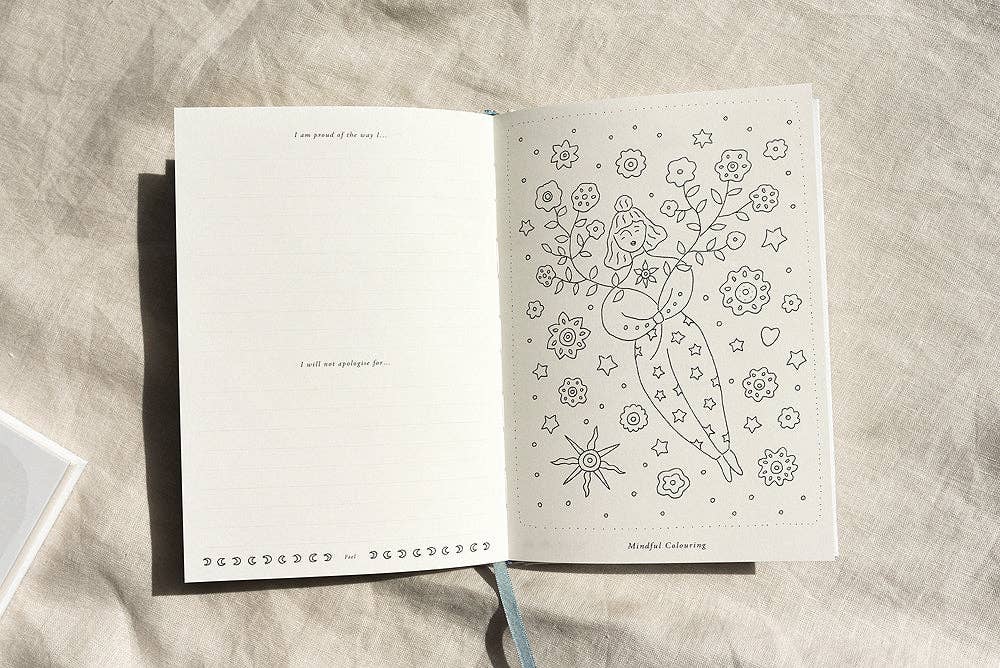 Sunshine Coast Florist | 'Unravel' A Self-Reflection Journal | Sugarplum Blooms